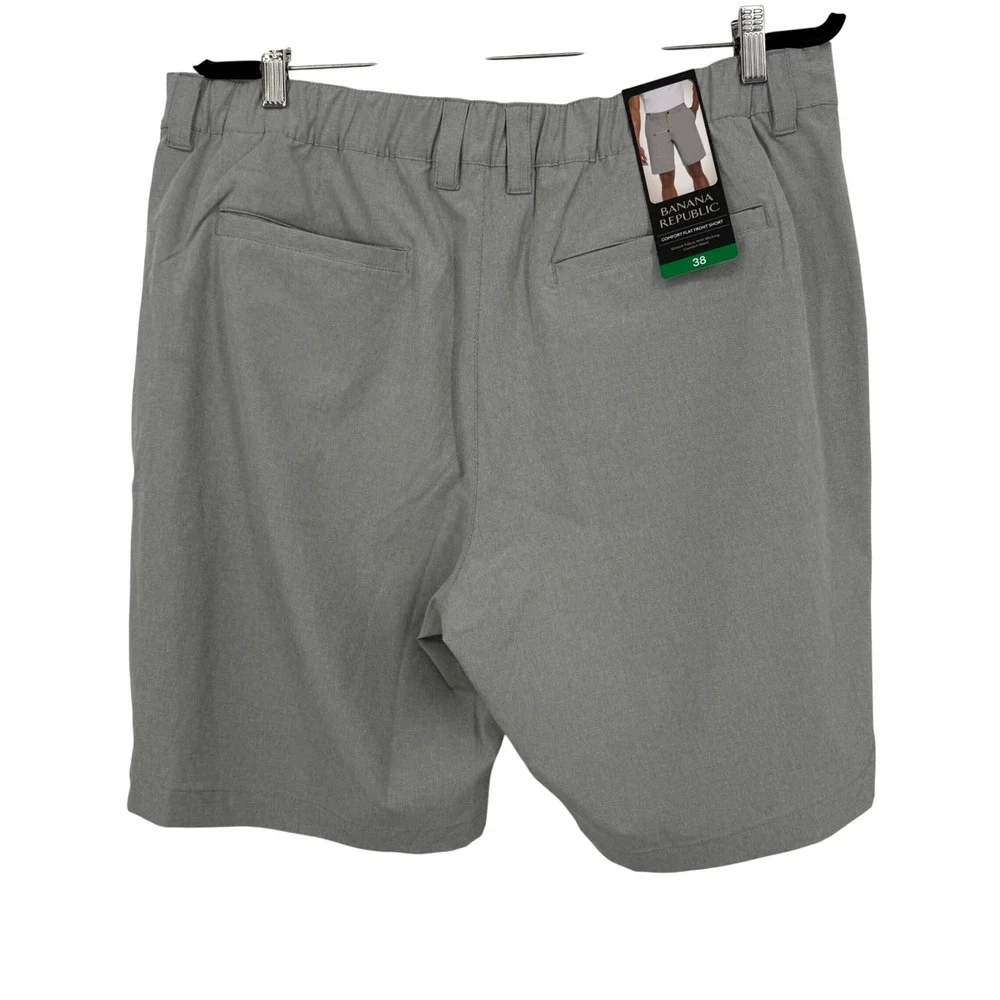 Banana Republic Mens Grey Comfort Flat Front Stretch Wicking Shorts Size 38‎ NWT